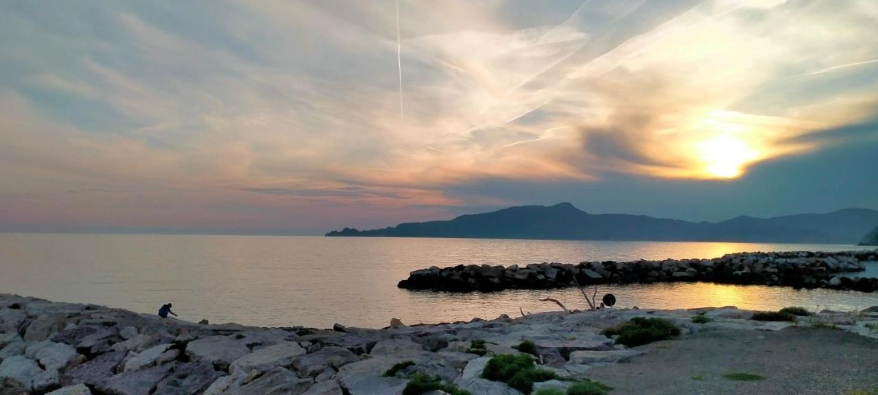 Appartamento Monolocale vicinanze Lerici e Cinque Terre La Spezia Esterno foto
